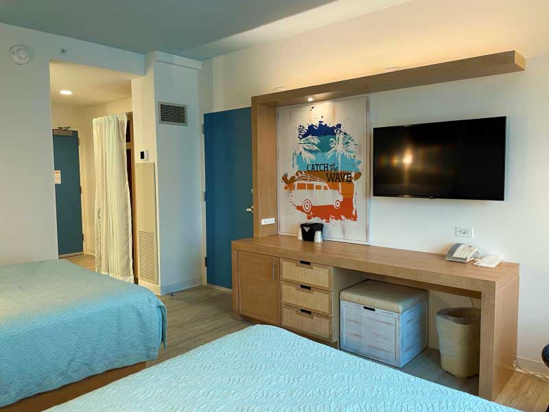 Universal Orlando Resort The Endless Summer Resort – Dockside Inn and Suites