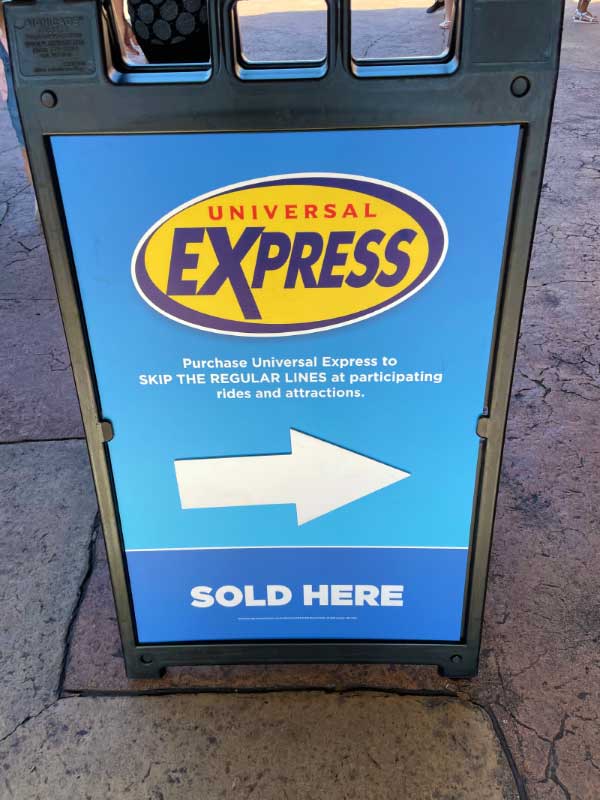 Universal Orlando Resort Express Pass Sign